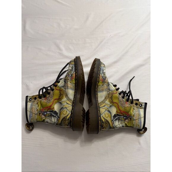 Dr Martens 1460 George & The Dragon Boots Museum Artist Women’s Size 6